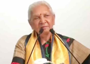 ‘लिव-इन-रिलेशनशिप भारतीय संस्कृति के लिए खतरा…’ अवध यूनिवर्सिटी के दीक्षांत समारोह में बोलीं यूपी की राज्यपाल