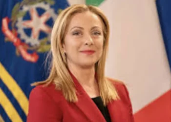 शहबाज़ ने ट्रम्प को नोबेल नामांकन के लिए सराहा, मेलोनी ने छिपाया चेहरा; गाजा सम्मेलन में वायरल हुई प्रतिक्रिया