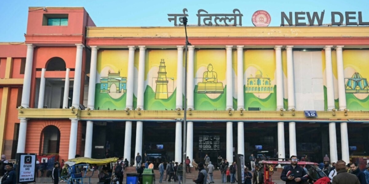 रेलवे का बड़ा फैसला, 28 अक्टूबर तक दिल्ली के सभी स्टेशनों पर नहीं मिलेगा प्लेटफॉर्म टिकट