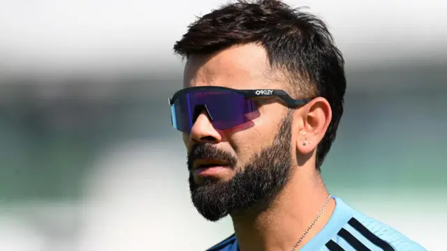 ऑस्ट्रेलिया दौरे से पहले विराट का परिवार को तोहफ़ा, विकास कोहली के नाम किया आलीशान घर –