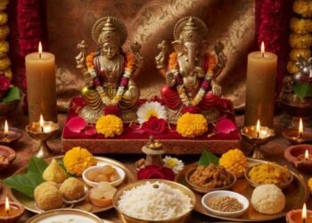 Dhanteras Bhog: धनतेरस के दिन जरूर लगाएं इन चीजों का भोग, सौभाग्य चलकर आएगा आपके घर