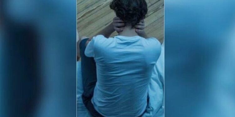 UP: गहरी नींद में था युवक, तभी कोई काट ले गया प्राइवेट… आंख खुली तो छटपटाने लगा