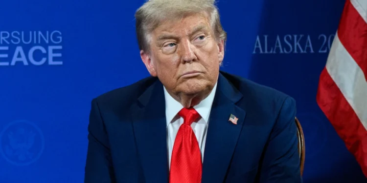 Donald Trump का बड़ा दावा, अमेरिकी सेना ने कैरिबियन में ड्रग्स ले जा रही पनडुब्बी नष्ट की