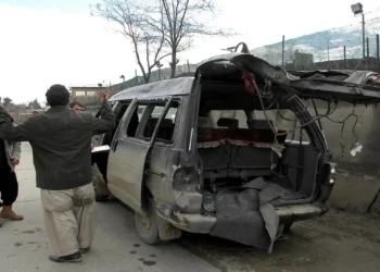 पाकिस्तान के खैबर पख्तूनख्वा में झड़प में दो पुलिसकर्मियों सहित तीन लोगों की मौत