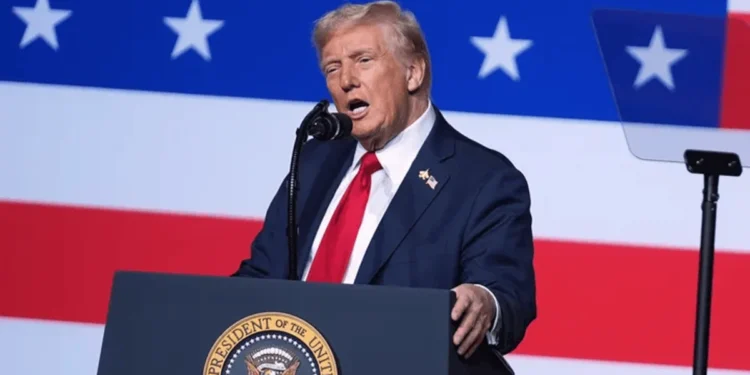 Trump ने कोलंबिया को दी जाने वाली अमेरिकी आर्थिक मदद रोकी, ड्रग्स न रोकने पर कड़ी चेतावनी