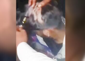 रात में प्रेमिका से मिलने पहुंचा प्रेमी पकड़ा गया… गांववालों ने जमकर पीटा और कर दिया मुंडन, नहीं हुई FIR