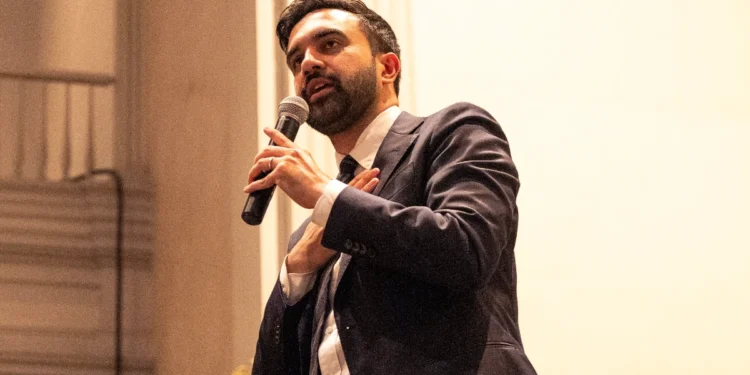 प्रधानमंत्री मोदी को ‘युद्ध अपराधी’ कहने वाले Zohran Mamdani दिवाली पर फिर बरसे, बोले- बहुलवादी भारत में पला-बढ़े…