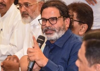 प्रशांत किशोर का विक्टिम कार्ड, बीजेपी की ‘जबरदस्ती’ या राजनीतिक नाटक?