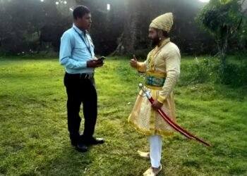 शिवाजी महाराज का वेश धारण कर वसई किले पहुंचा युवक, सुरक्षा गार्डों से की बदसलूकी, ASI ने कार्रवाई का भरोसा दिया