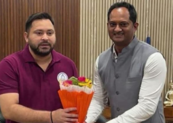 बिहार चुनाव: मोहनिया सीट पर RJD का निर्दलीय उम्मीदवार रवि पासवान को समर्थन, दलित वोटरों को साधने की कोशिश