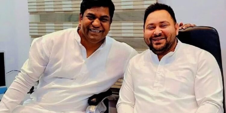 तेजस्वी यादव को सीएम कैंडिडेट बनाने से महागठबंधन को फायदा कम, नुकसान ज्यादा