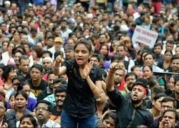 इस चुनाव में कहां खड़ा बिहार का Gen-Z वोटर, किस गठबंधन की ‘यूथ पॉलिसी’ जीत पाएगी दिल?