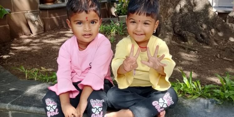 महाराष्ट्र: पिता ने गला रेतकर की दो जुड़वां बेटियों की हत्या, फिर पुलिस के सामने किया आत्मसमर्पण