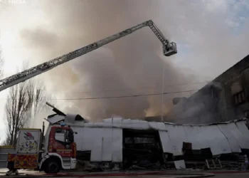 रूस ने कीव पर ड्रोन से हमले किए, तीन लोगों की मौत