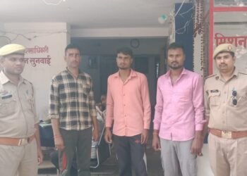अवैध संबंध के शक में सिपाही पर जानलेवा हमला, बांदा पुलिस ने तीनों आरोपियों को दबोचा