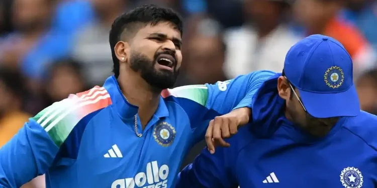 फील्डिंग के दौरान चोटिल हुए श्रेयस अय्यर की हालत गंभीर, सिडनी के अस्पताल में भर्ती –
