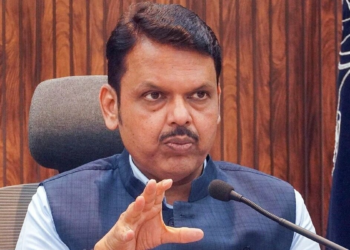 ‘दोस्त बैसाखी नहीं होते…’, अमित शाह के बयान पर विवादों के बीच बोले महाराष्ट्र CM फडणवीस