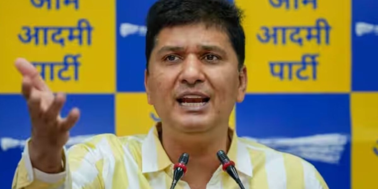 ‘टैक्सपेयर्स के पैसे पर नौटंकी सर्कस…’, क्लाउड सीडिंग फेल होने के बाद दिल्ली सरकार पर AAP हमलावर