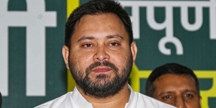 5 साल में कितना बदल गया तेजस्वी का घोषणा पत्र? महागठबंधन में कांग्रेस के एजेंडे को कितनी जगह