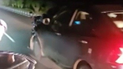 गुजरात में हिट एंड रन! कार चालक ने बाइक सवार को मारी टक्कर, फिर 2 KM तक गाड़ी समेत घसीटा- VIDEO