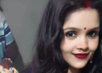 पत्नी के फेसबुक चलाने से बौखलाया पति, पीट-पीटकर दे दी दर्दनाक मौत