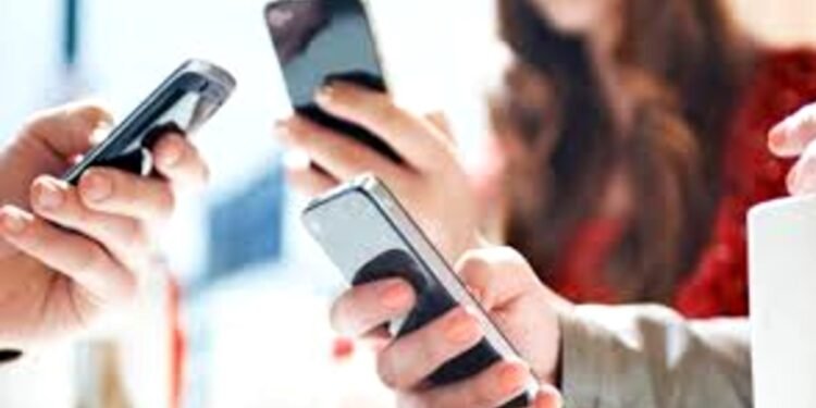 चाइल्ड पोर्नोग्राफी देखने और शेयर करने पर 8 थानों में FIR, केंद्रीय एजेंसी के इनपुट पर पुलिस की छापेमारी… भोपाल में बड़ा एक्शन