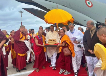 रूस पहुंचे यूपी के डिप्टी सीएम केशव मौर्य पीएम मोदी के विशेष दूत बनकर, जानिए पूरी खबर