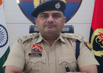 IPS पूरन के गनर ने शराब कारोबारी से 2.5 लाख महीने की रंगदारी मांगी, FIR की कॉपी वायरल