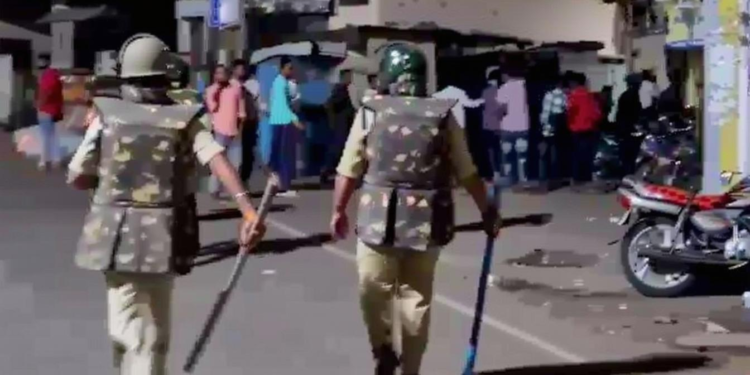 मध्य प्रदेश में RSS प्रचारक से मारपीट का मामला: 5 गिरफ्तार, 2 सब-इंस्पेक्टर सस्पेंड और थाना प्रभारी लाइन अटैच