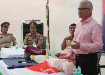 सहारनपुर में महिला पुलिसकर्मियों को CPR ट्रेनिंग, आपातकालीन स्थिति में जीवन रक्षक कौशल हासिल करें
