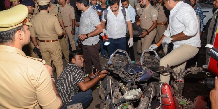 कानपुर ब्लास्ट: चश्मदीद ने बताया धमाके की आवाज बम जैसी, यहां पटाखे की दुकान नहीं थी-पूरा सच