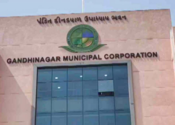 गुजरात के 8 बड़े शहरों में 7 साल से नहीं हुआ ऑडिट, टैक्स के पैसे पर उठ रहे हैं सवाल – RTI का खुलासा