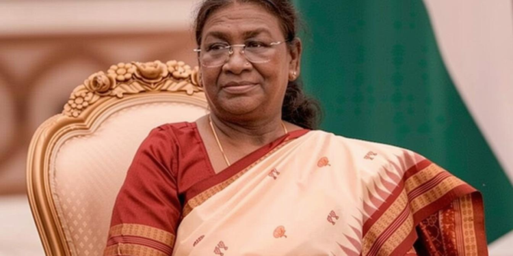 राष्ट्रपति मुर्मू का गुजरात तीन दिवसीय दौरा: गिर फॉरेस्ट सफारी के बाद द्वारकाधीश मंदिर में दर्शन