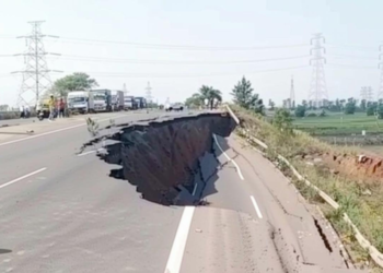 भोपाल में सड़क धंसने का मामला: MPRDC ने किसानों को ठहराया जिम्मेदार, जांच में सामने आई तकनीकी खामियां