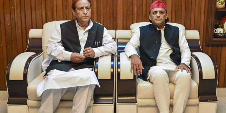 क्या आजम खान को सपा के मार्गदर्शक मंडल में शामिल करने की योजना है? जानिए पूरी खबर