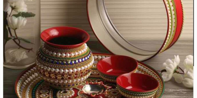 करवा चौथ 2025: पूजा के बाद करवा और छलनी का सही उपयोग और संरक्षण कैसे करें?