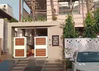 भोपाल में रिटायर इंजीनियर के घर से 33 लाख कैश, ढाई किलो सोना और करोड़ों की संपत्ति का खुलासा