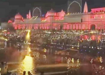 अयोध्या में दीपोत्सव की धूम, भगवान श्रीराम की नगरी सजने को तैयार, सुरक्षा के कड़े इंतजाम
