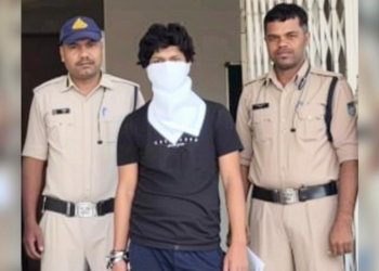 आईआईटी मुंबई से पढ़ा बेरोजगार इंजीनियर बेटे ने मां की गर्दन काटकर हत्या, सनसनीखेज क्रूरता का मामला