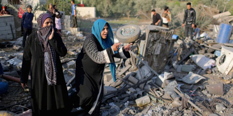 काबुल में पाकिस्तान के एयरस्ट्राइक से तनाव बढ़ा: TTP चीफ की मौत पर सस्पेंस, तालिबान-पाक संबंधों में खटास