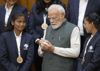 विश्व कप जीत के बाद महिला ब्लाइंड क्रिकेट टीम की प्रधानमंत्री से मुलाकात, मिला खास सम्मान –