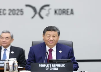 APEC में चीन की धमक: अमेरिका की गैरमौजूदगी, शी जिनपिंग के इर्द-गिर्द घूम रही विश्व राजनीति।