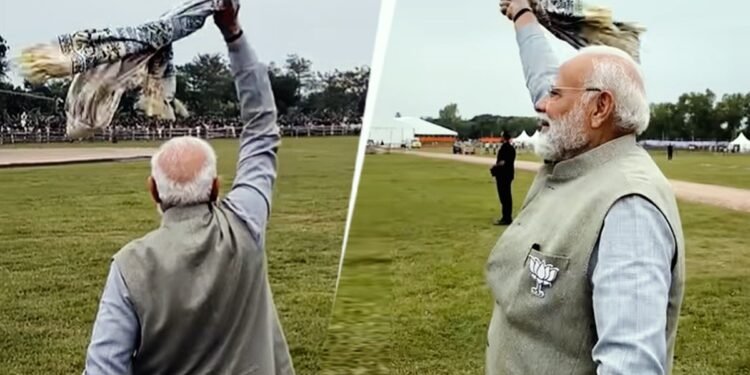 एक गमछा, कई संदेश… बिहार में पीएम मोदी का 30 सेकंड का वीडियो क्यों बना चर्चा का विषय