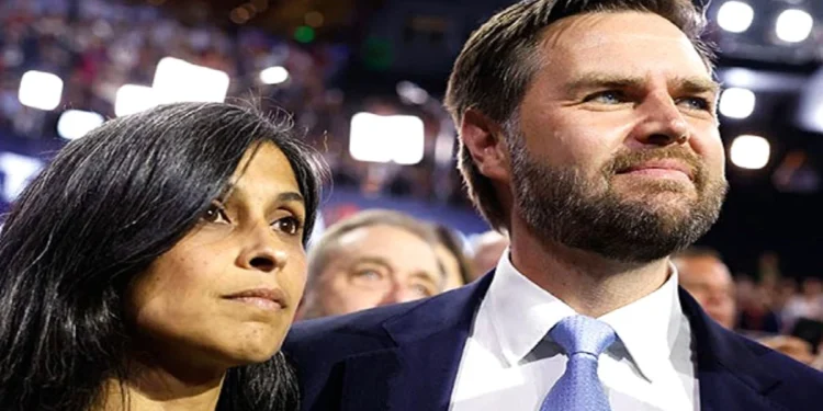 धर्म को लेकर जेडी वेंस-उषा तलाक की अफवाहें गरमाईं, क्या एरिका किर्क से नजदीकियां बनी वजह?