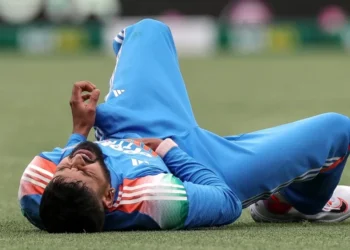 श्रेयस अय्यर को अस्पताल से मिली छुट्टी, बीसीसीआई ने कहा अब हालत स्थिर –