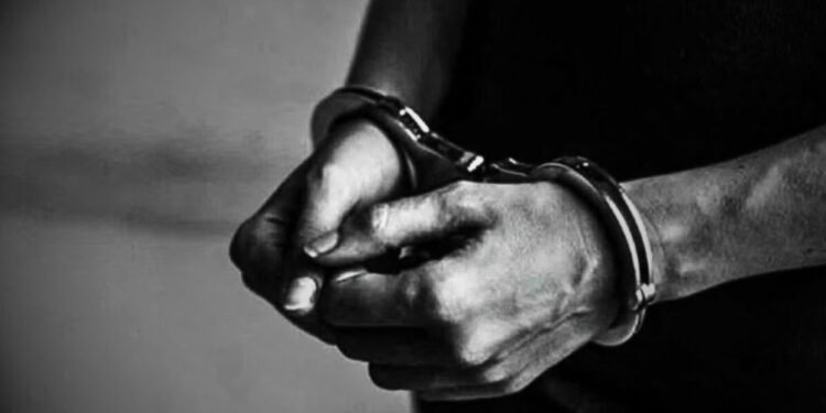 ‘आपकी शराब पीने की आदत से मैं तंग आ चुका हूं’, गुस्से में बेटे ने पिता को पीट-पीटकर मार डाला