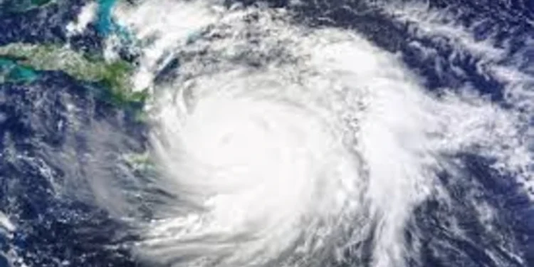 Hurricane Melissa ने जमैका में मचाई प्रलय, हजारों घर तबाह; जनजीवन हुआ अस्त-व्यस्त