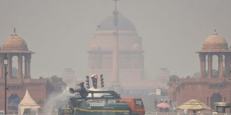 दिल्ली में प्रदूषण मॉनिटरिंग स्टेशन ठप, सुप्रीम कोर्ट ने CAQM और CPCB से मांगी रिपोर्ट