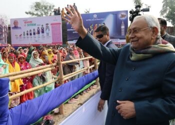 बिहार की सत्ता का ताज क्या फिर से सीएम नीतीश कुमार के सिर सजाएंगी महिला वोटर्स?