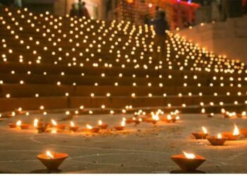 Dev Deepawali 2025: आज पृथ्वीलोक पर दीपावली मनाने आएंगे देवता, मनेगी देव दीवाली
